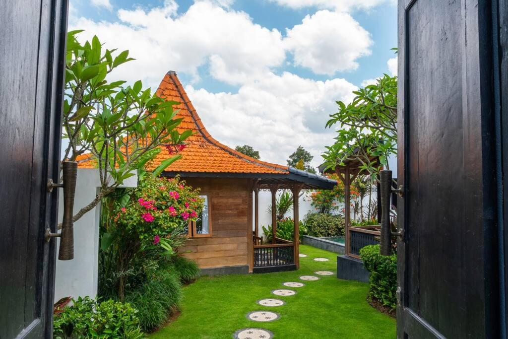 Berawa Canggu Stylish Joglo 3 Bedrooms Private Villa With Private Pool Luaran gambar